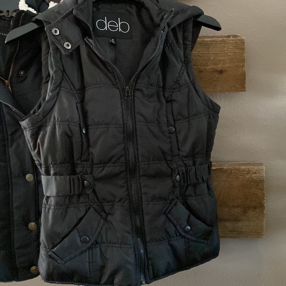 Vests - Set of 2 - Picture 2 of 7